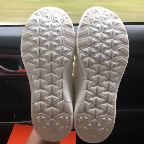 Nike Shoes - Picture 5 of 5